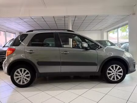 Suzuki SX4 2.0 135 Style 4x4