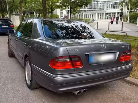 Mercedes-Benz Classe E E 430
