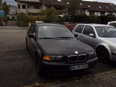 BMW Série 3 318i 1.9 118