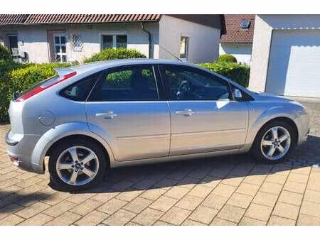 Ford Focus 1.4 80