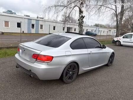 BMW Série 3 335i 3.0 306