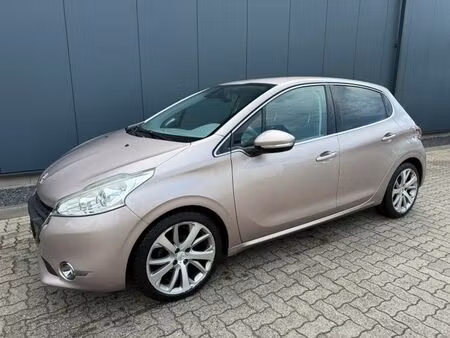 Peugeot 208 1.6 VTi 120 Allure