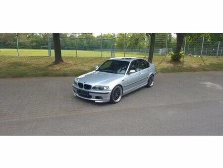 BMW Série 3 318i 2.0 105