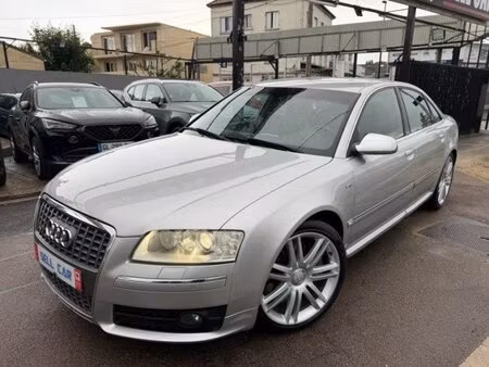 Audi A8 S8 V10 5.2 450 quattro