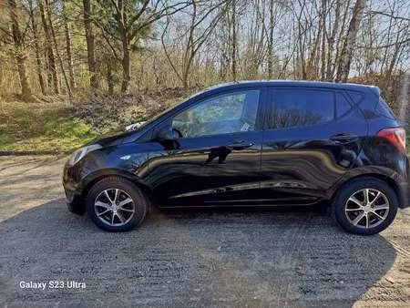 Hyundai i10 1.0 67 Intro Edition