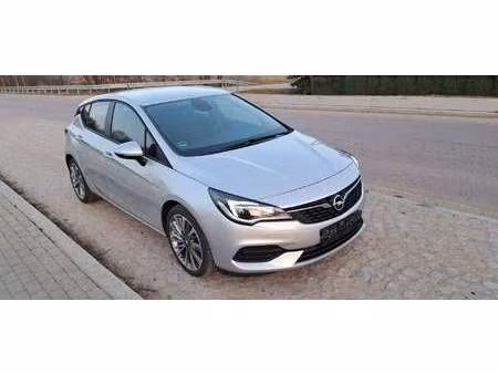 Opel Astra 1.5 105