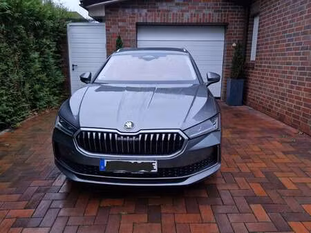 Škoda Superb 1.5 TSI 150 Laurin & Klement