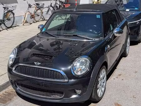 Mini Cabrio John Cooper Works 1.6 211