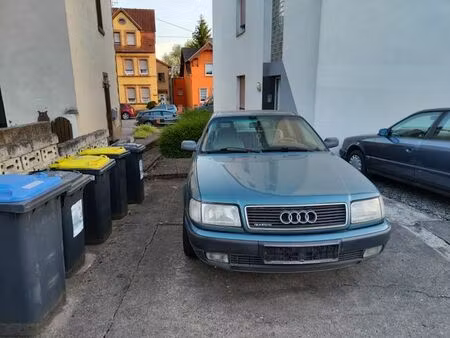 Audi 100 2.3