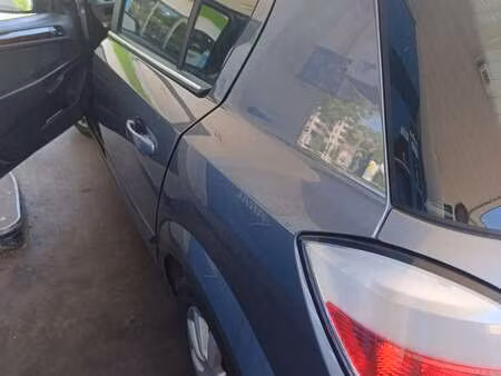 Opel Astra 1.4 90