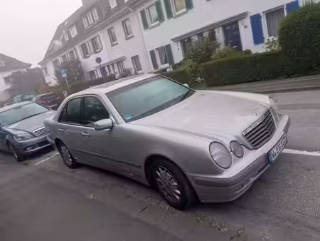 Mercedes-Benz Classe E E 220 2.0