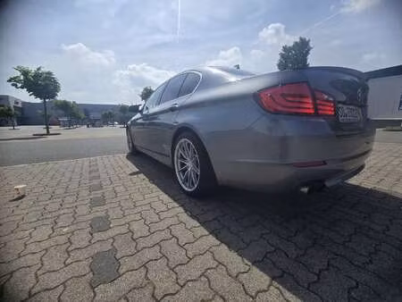BMW Série 5 528i 3.0 258