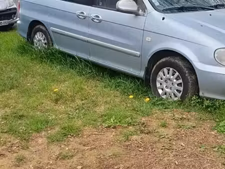 Kia Carnival 2.9 CRDi 144 EX