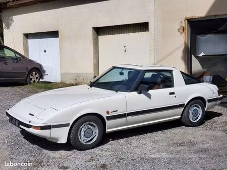 Mazda RX-7 
