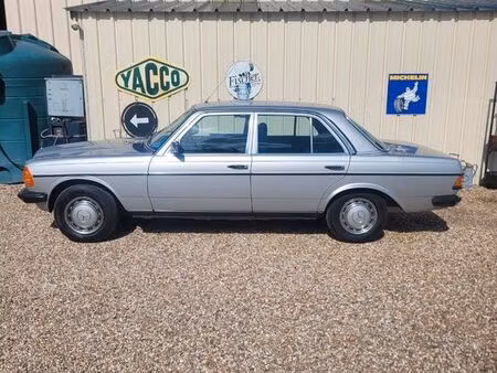 Mercedes-Benz Classe E 230 E