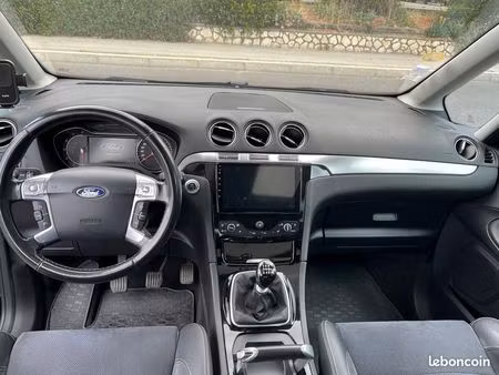 Ford Galaxy V6 2.2 TDCi 200