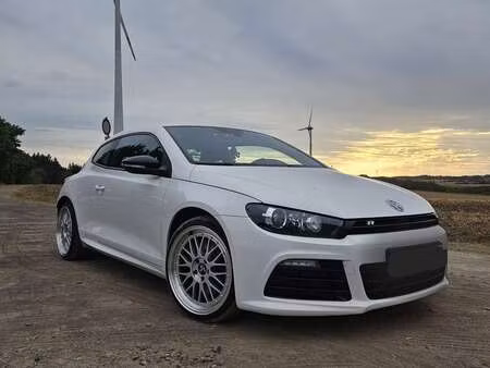 Volkswagen Scirocco R 2.0 TSI 265