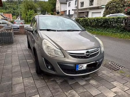 Opel Corsa 1.2 85 Selection