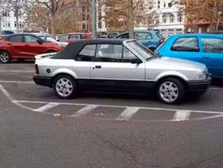 Ford Escort Cabriolet XR3I