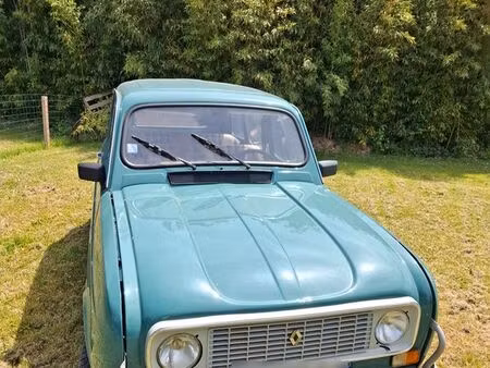 Renault R4 4L