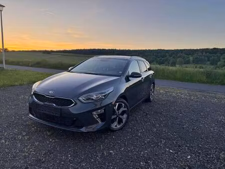 Kia Ceed 1.6 CRDi 136 Platinum