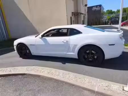 Chevrolet Camaro SS V8 6.2