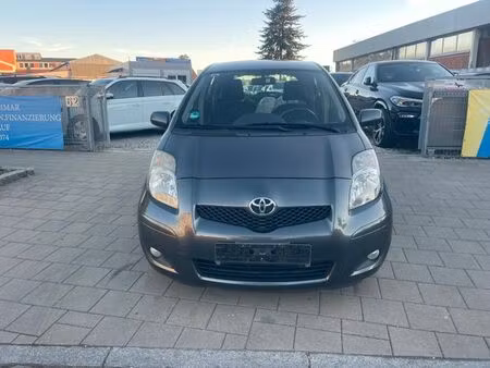 Toyota Yaris 1.4 90 Life