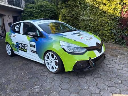 Renault Clio RS Trophy 1.6 TCe T 220