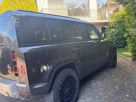 Land Rover Defender D200 200 4x4