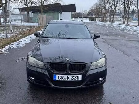 BMW Série 3 330i 3.0 272