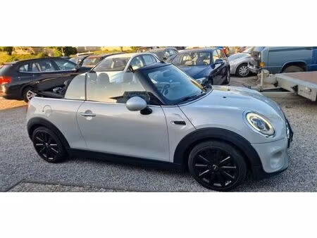 Mini Cabrio Cooper 1.5 136
