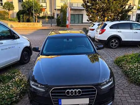 Audi A4 2.0 TDI 150 Attraction