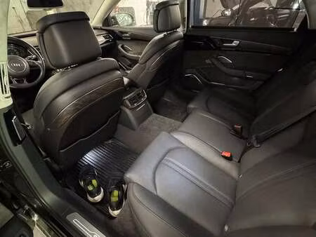 Audi A8 V8 4.2 TDI 385 quattro