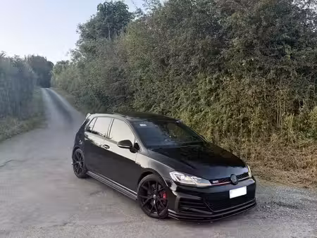 Volkswagen Golf GTI 2.0 TSI 245 Performance
