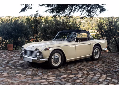 Triumph TR4 2.1