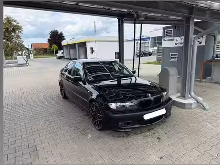 BMW Série 3 320i 2.2 170