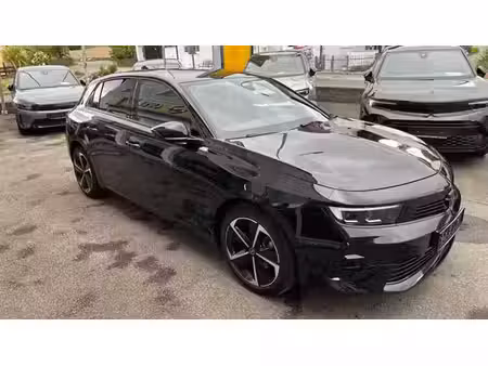 Opel Astra GS