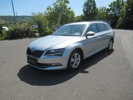 Škoda Superb 1.6 120 Ambition