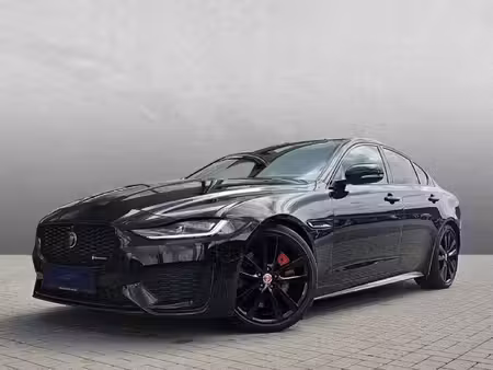 Jaguar XE D200 2.0 204 R Dynamic HSE