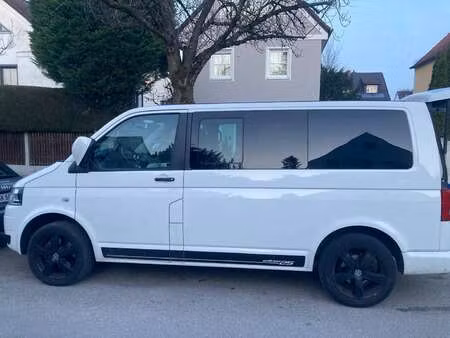 Volkswagen Transporter T5 2.0 TDI 140