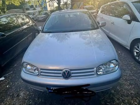 Volkswagen Golf 1.6 105