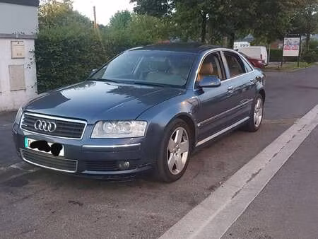 Audi A8 V8 4.2 quattro