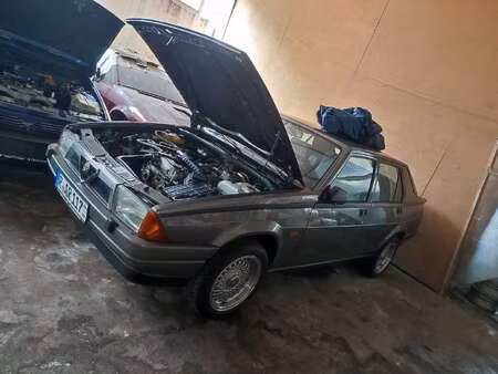Alfa Romeo 75 1.8