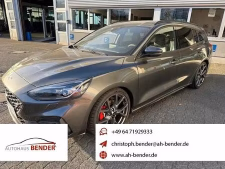 Ford Focus ST 2.3 EcoBoost 280