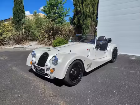 Morgan Plus-6 