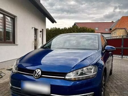 Volkswagen Golf 1.0 TSI