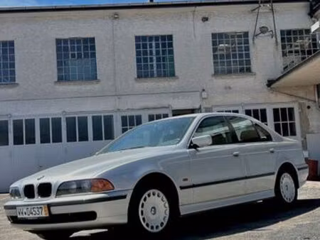BMW Série 5 520i 2.0 150