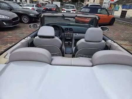 Mercedes-Benz CLK 320