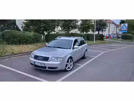 Audi A6 V6 2.7 T 250 quattro