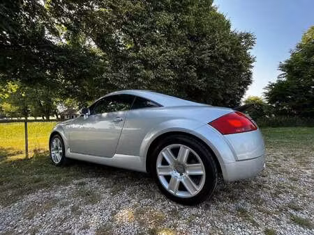 Audi TT V6 3.2 250 quattro